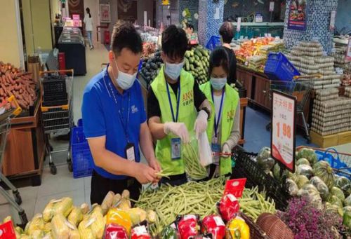 区市场监管局聚焦民生实事，扎实推进食用农产品快检工作，筑牢销售环节安全防线